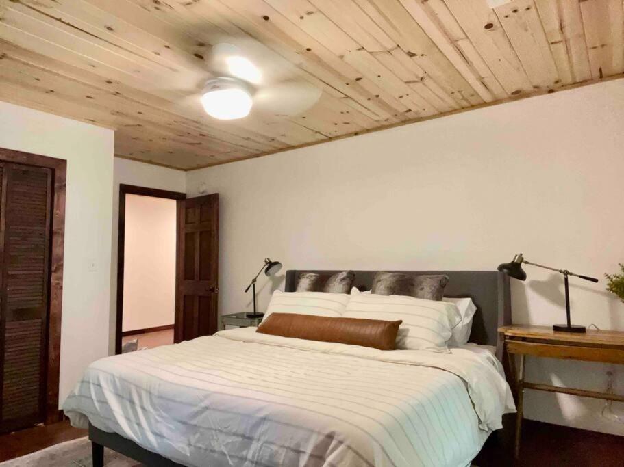 Close To Lake Blue Ridge, Hot Tub, Swing Beds Morganton 外观 照片