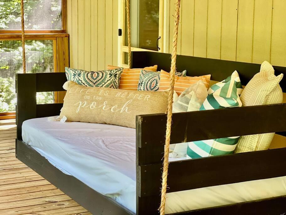 Close To Lake Blue Ridge, Hot Tub, Swing Beds Morganton 外观 照片